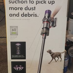 New in box Dyson Cyclone V10 animal cordless vacuu